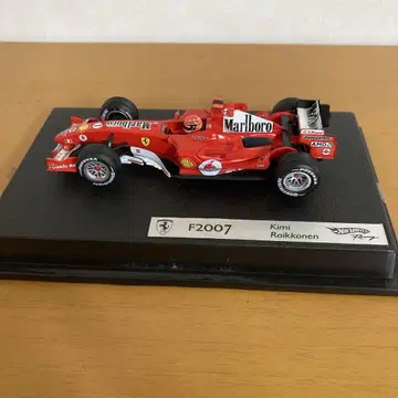 페라리 F2007 라이코넨 우승 모델카