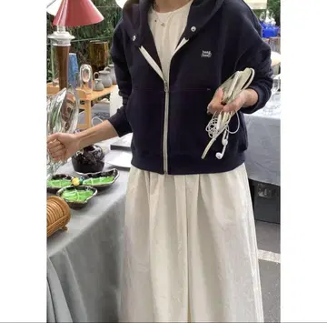 haag (헤이그) 네이비 집업 후드티