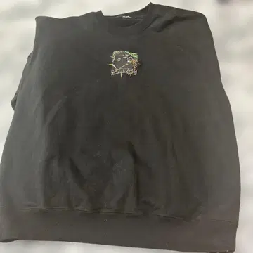 XLARGE 맨투맨