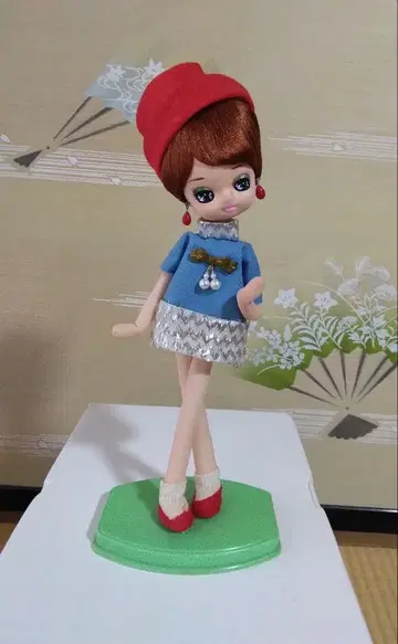 쇼와 포즈 인형