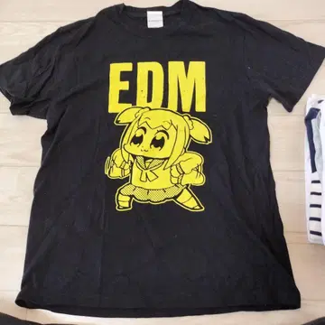 팝팀에픽 T셔츠 블랙