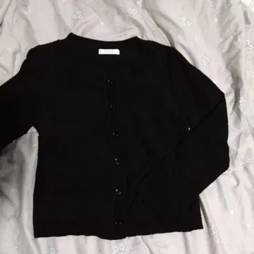 PINORE 피노레 블랙 가디건 38 고급 모 50%