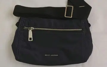 마크 제이콥스 네이비 숄더백