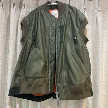 sacai 나일론 트윌 베스트 카키