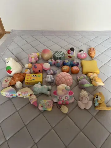 블룸 스퀴즈 컬러풀 캐릭터 완구 세트 약 40점