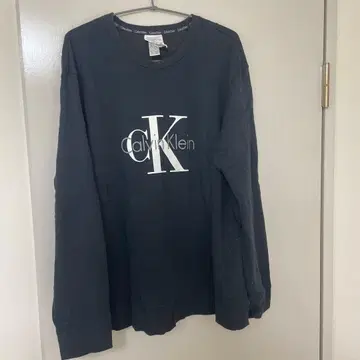 캘빈 클라인 블랙 긴팔 트레이닝복