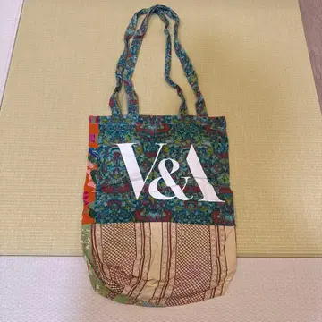 V&A 토트백