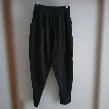 BRILL ANTE 블랙 캐주얼 팬츠