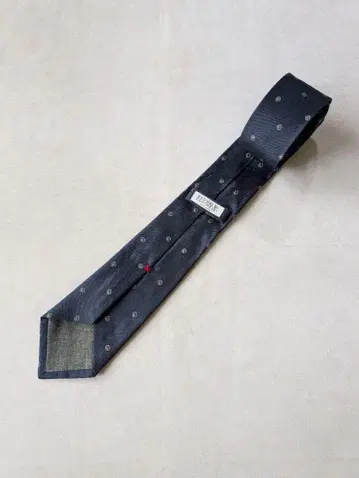 브루넬로쿠치넬리 실크 넥타이