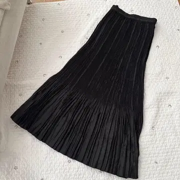 스페치오 롱 플리츠 스커트 블랙 40