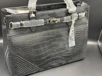 리젝시 블랙 악어 무늬 핸드백 미사용 새상품