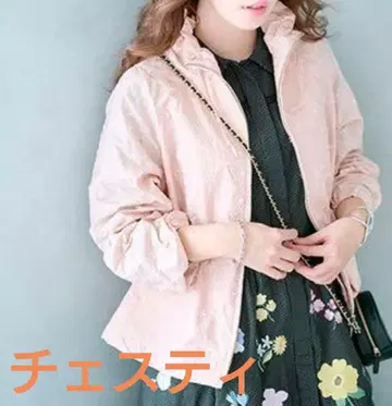 새상품급 Chesty 페플럼 더블 지퍼 플라워 라이트 자켓 0 사이즈