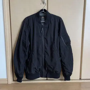 ALPHA INDUSTRIES 블랙 MA-1 플라이트 자켓 XL