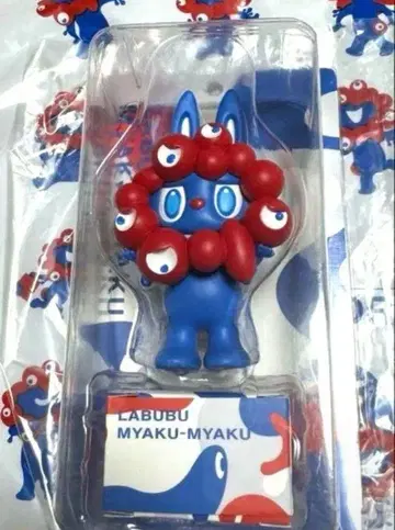 LABUBU MYAKU-MYAKU 피규어 러브 미야쿠미야쿠 만박