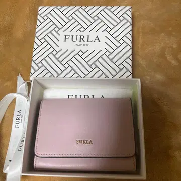 FURLA 핑크 명함지갑