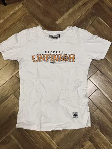 UNFINISH T셔츠 M 사이즈 SAM S 더블 네임