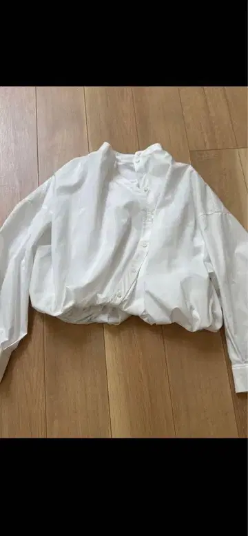 nagonstans 화이트 벌룬 실루엣 셔츠
