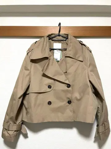 H&M 숏 트렌치