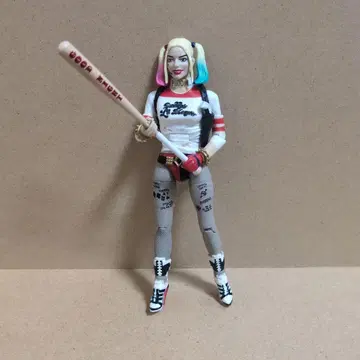 마텔 DC 할리 퀸 피규어 (배트 포함)