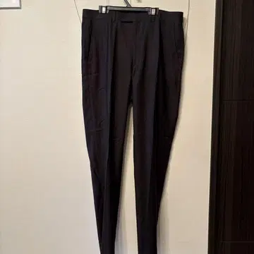 TALLIA 클래식 핏 슬랙스