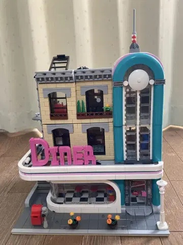 레고 10260 새상품급 다운타운 다이너