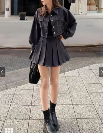 선착순 새상품 숏 기장 자켓 x 플리츠 미니 스커트 셋업