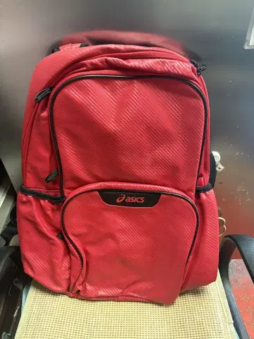 asics 스트라이프 패턴 레드 백팩