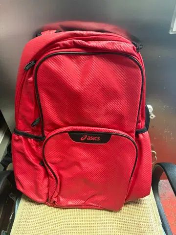 asics 스트라이프 패턴 레드 백팩