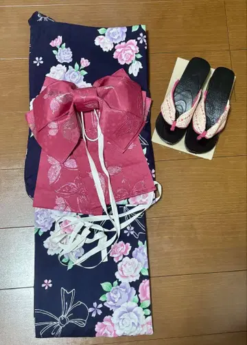 꽃무늬 유카타 세트 ( 오비, 일본 나막신 포함 )