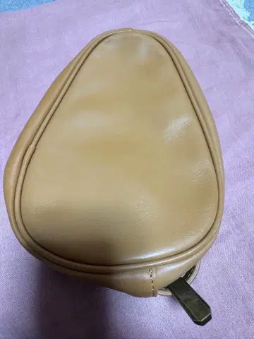 계란형 바디백