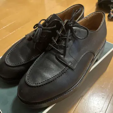 프렌치 U팁 슈즈
