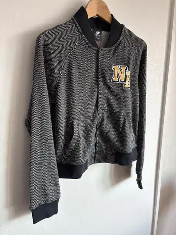 새상품! 뉴발란스 여성용 맨투맨 풀 집업