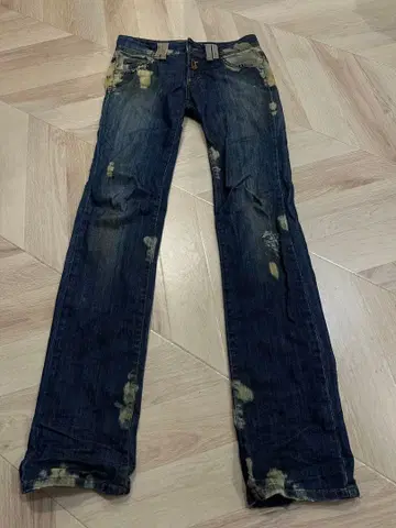 John galliano 블리치 가공 데님