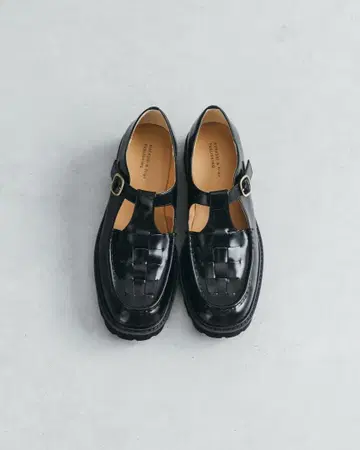 북유럽 생활 잡화점 T 스트랩 슈즈 / 소가죽 / 24.5cm 새상품