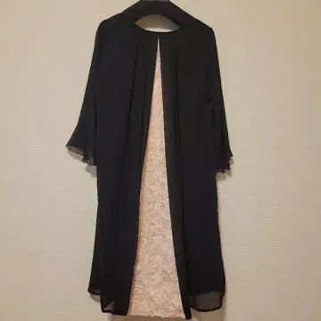 블랙 플레어 슬리브 롱 드레스