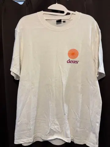 DEUS 로고 프린트 T셔츠 L 데우스 레코드