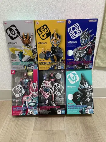 [ 묶음 판매 ] S.H.Figuarts 가면라이더 리바이스 6체 세트