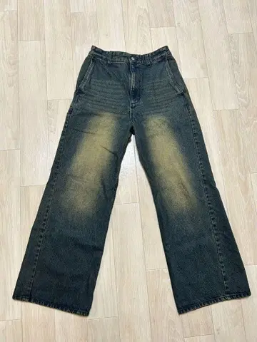 WYM LIDNM : CURVED FLARE DENIM SLACKS