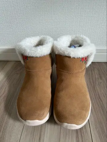 [ 새상품급 ] SKECHERS 어그 부츠 23cm