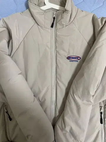 세다클 다운 자켓 M 사이즈