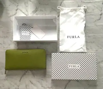 FURLA 그린 장지갑 상자, 봉투, 택 포함