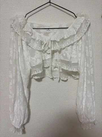 merry jenny 스캘럽 frill 볼레로