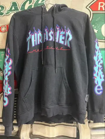 [ 새상품급 ] THRASHER 프레임 로고 후드티