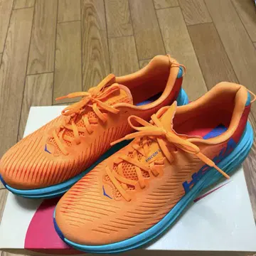 호카오네오네 HOKA ONEONE M RINCON3 28.0
