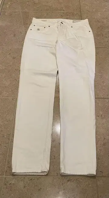 BRUNELLO CUCINELLI 화이트 스트레이트 데님 48