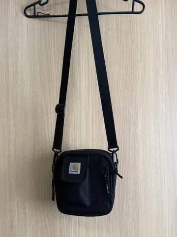 Carhartt 블랙 숄더백