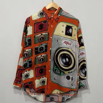 새상품급 이탈리아제 폴스미스 필름 카메라 올 패턴 레트로 오렌지 셔츠 M