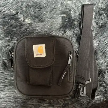 Carhartt 숄더백