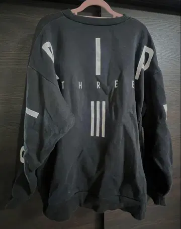 adidas 블랙 롱 슬리브 맨투맨