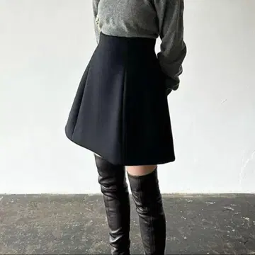 CLANE CONSTRUCTIVE 미니스커트 블랙